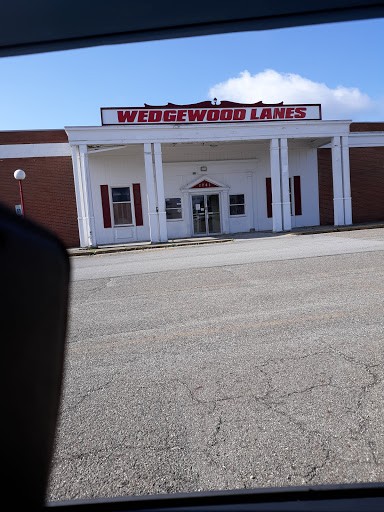 Bowling Alley «Wedgewood Lanes Inc», reviews and photos, 1741 S Raccoon Rd, Youngstown, OH 44515, USA