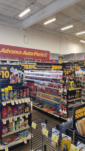 Auto Parts Store «Advance Auto Parts», reviews and photos, 2036 S Hastings Way, Eau Claire, WI 54701, USA