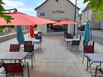 Atmosphère du Restaurant Le tillac à Antogny-le-Tillac - n°3
