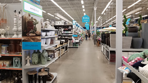 Home Goods Store «At Home», reviews and photos, 12025 N 32nd St, Phoenix, AZ 85028, USA