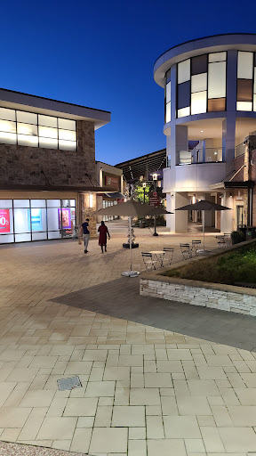 Shopping Mall «Clarksburg Premium Outlets», reviews and photos, 22705 Clarksburg Rd, Clarksburg, MD 20871, USA