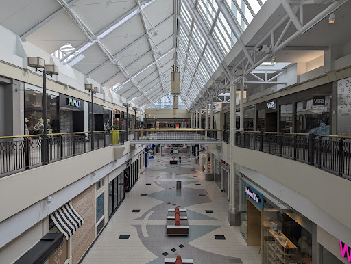 Shopping Mall «North Point Mall», reviews and photos, 1000 North Point Cir, Alpharetta, GA 30022, USA