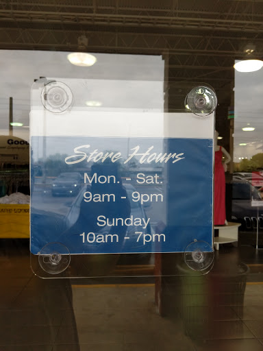 Thrift Store «Goodwill Tamiami Superstore», reviews and photos, 9760 SW 8th St, Miami, FL 33174, USA