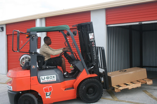 Truck Rental Agency «U-Haul Moving & Storage», reviews and photos, 3626 US-1, Fort Pierce, FL 34982, USA