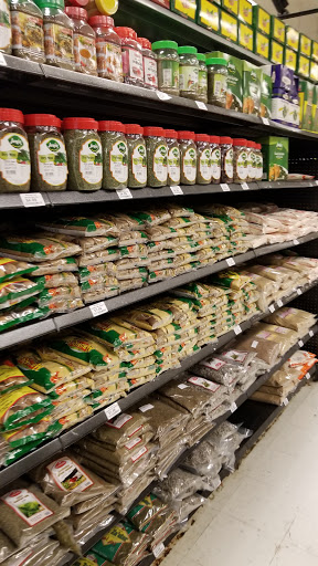 Grocery Store «Halal Import Food Market», reviews and photos, 701 E Pioneer Pkwy, Arlington, TX 76010, USA