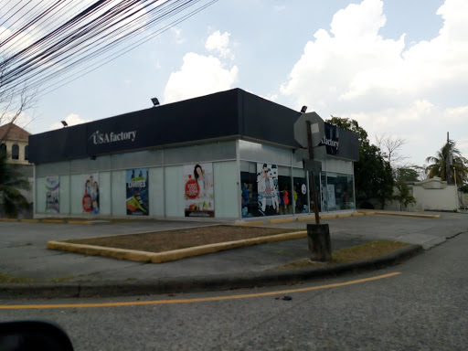 Stores to buy women's sweatpants San Pedro Sula