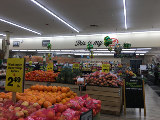 Grocery Store «Jewel-Osco», reviews and photos, 819 S Elmhurst Rd, Des Plaines, IL 60016, USA