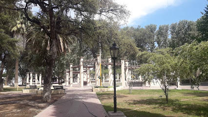 Plaza 25 De Mayo, Villa Cabecera