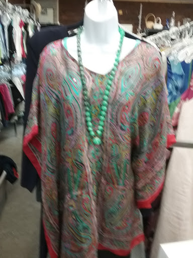 Thrift Store «Shalom Shuk», reviews and photos, 188 N Prospect St, Burlington, VT 05401, USA