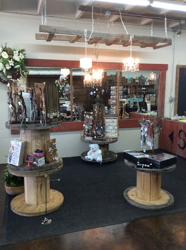 Florist «Sharp Floral & Gifts», reviews and photos, 584 Broadway Ave, New Johnsonville, TN 37134, USA