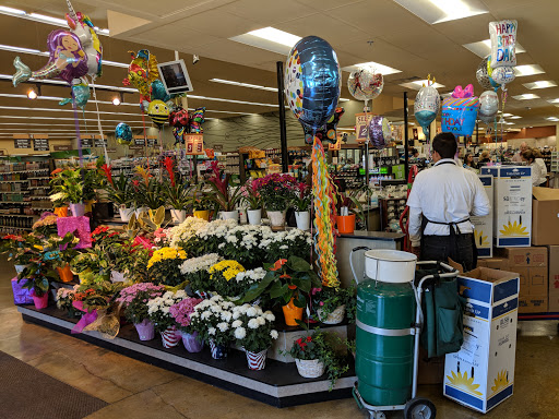 Supermarket «Nob Hill Foods», reviews and photos, 611 Trancas St, Napa, CA 94558, USA