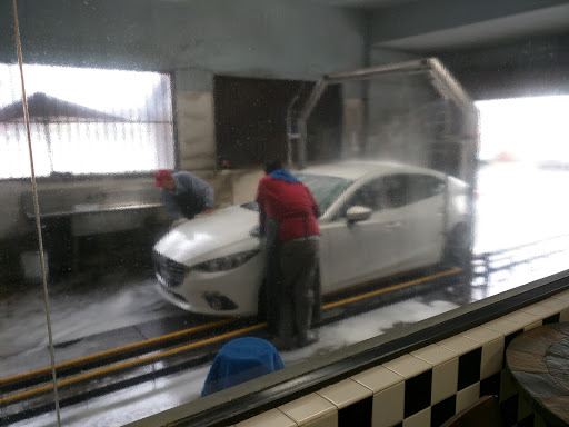 Car Wash «Foothill Car Wash And Detail», reviews and photos, 2016 W Foothill Blvd, Upland, CA 91786, USA