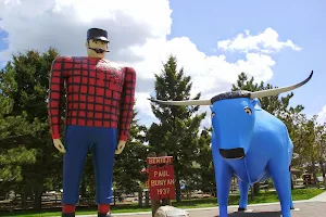 Paul Bunyan & Babe the Blue Ox Statues image