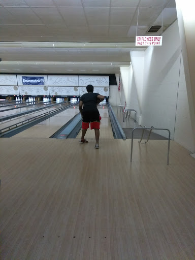 Bowling Alley «Bowlarama Lanes», reviews and photos, 2300 W 15th St, Panama City, FL 32401, USA