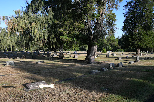 Funeral Home «City View Funeral Home and Cemetery», reviews and photos, 390 Hoyt St S, Salem, OR 97302, USA