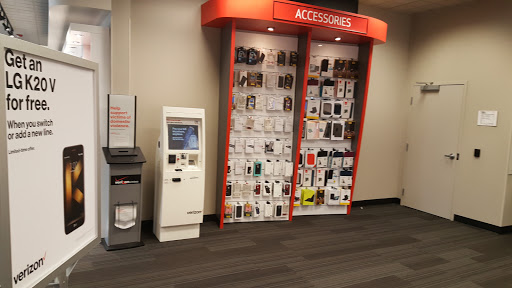 Cell Phone Store «Verizon», reviews and photos, 767 Word Plaza #107, Rocky Mount, NC 27804, USA
