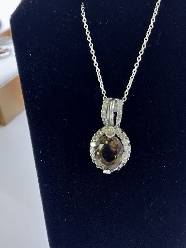 Pawn Shop «Roswell Pawn & Jewelry», reviews and photos, 615 Holcomb Bridge Rd, Roswell, GA 30076, USA