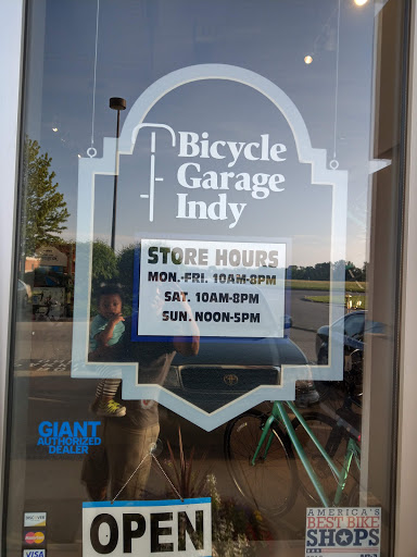 Bicycle Store «Bicycle Garage Indy & BGI Fitness - Greenwood», reviews and photos, 997 E County Line Rd, Greenwood, IN 46143, USA