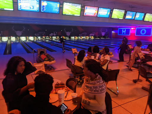 Bowling Alley «Brunswick Zone Woodridge», reviews and photos, 1555 75th St, Woodridge, IL 60517, USA