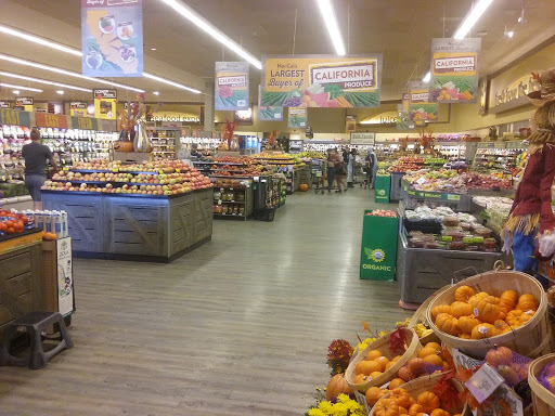 Grocery Store «Safeway», reviews and photos, 555 E Calaveras Blvd, Milpitas, CA 95035, USA