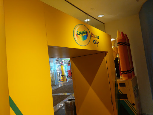 Craft Store «Crayola Store Crown Center», reviews and photos, 200 E 25th St, Kansas City, MO 64108, USA