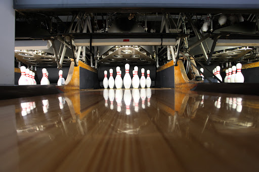 Bowling Alley «Holly Lanes», reviews and photos, 2430 Grange Hall Rd, Fenton, MI 48430, USA