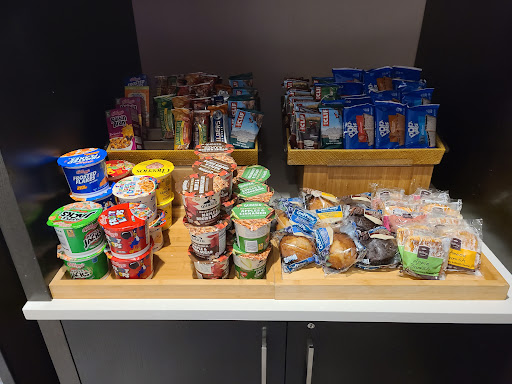 Hotel «DoubleTree by Hilton Hotel Syracuse», reviews and photos, 6301 NY-298, East Syracuse, NY 13057, USA