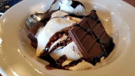 American Restaurant «Cracker Barrel Old Country Store», reviews and photos, 228 Mall Blvd, Bloomsburg, PA 17815, USA