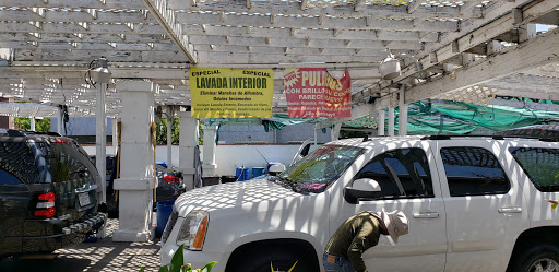 Bobs Car Wash en Los Angeles