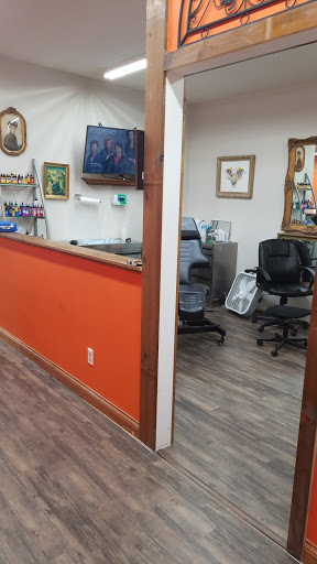 Big E Tattoo Studio, 2011 Bundy Ave #7, New Castle, IN 47362, USA, 