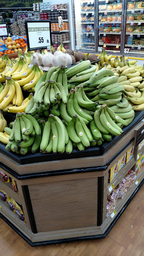 Grocery Store «J & J Foods», reviews and photos, 1075 Jesse Jewell Pkwy, Gainesville, GA 30501, USA