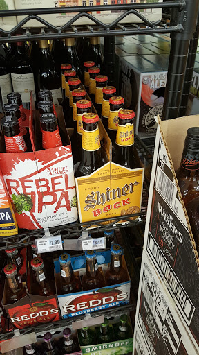 Shopping Mall «Parkway Shopping Center», reviews and photos, 1211 Porter Wagoner Blvd, West Plains, MO 65775, USA