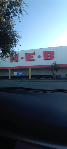 Grocery Store «H-E-B Grocery», reviews and photos, 3500 Leopard St, Corpus Christi, TX 78408, USA
