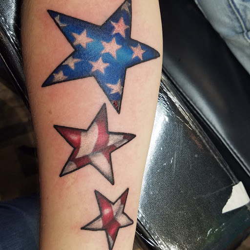 Tattoo Shop «Rockstar Tattoo», reviews and photos, 706 IN-57, Washington, IN 47501, USA