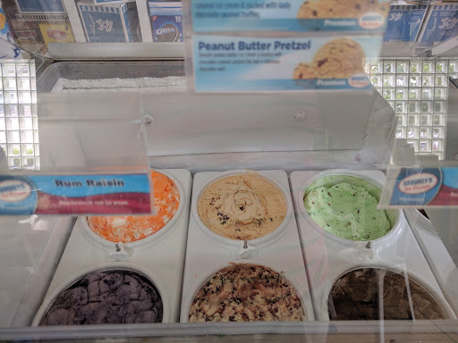 Frozen Yogurt Shop «Flavors Dessert Cafe», reviews and photos, 216 Front St, Greenport, NY 11944, USA