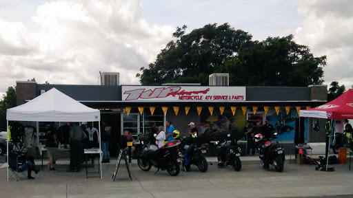 Motorcycle Repair Shop «1Up Motorsports», reviews and photos, 645 N 1st St, Dixon, CA 95620, USA