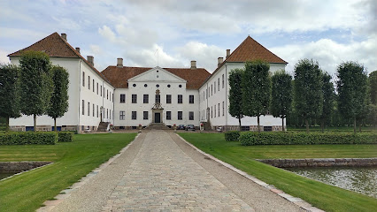 Clausholm Slot og Park