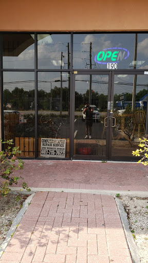 Computer Repair Service «Orlando Laptop Repair», reviews and photos, 6521 E Colonial Dr, Orlando, FL 32807, USA