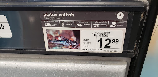 Pet Supply Store «Petco Animal Supplies», reviews and photos, 11620 W 95th St, Overland Park, KS 66214, USA