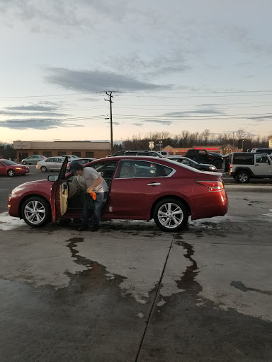 Car Wash «610 Carwash», reviews and photos, 389 Garrisonville Rd, Stafford, VA 22554, USA
