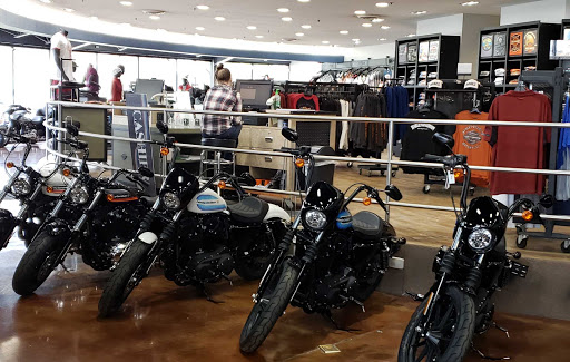 Motorcycle Dealer «Lake Shore Harley-Davidson», reviews and photos, 14000 W Rockland Rd, Libertyville, IL 60048, USA