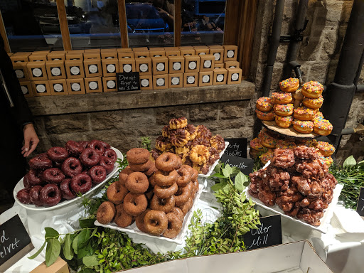 Donut Shop «Daily Dozen», reviews and photos, 32701 Woodward Ave, Royal Oak, MI 48073, USA