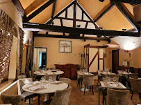 Atmosphère du Restaurant La Petite Forge à Villiers-le-Bâcle - n°1