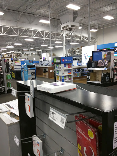 Electronics Store «Best Buy», reviews and photos, 4610 S 76th St, Greenfield, WI 53220, USA