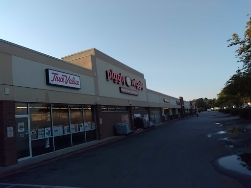 Home Improvement Store «Piggly Wiggly True Value», reviews and photos, 2113 Bemiss Rd, Valdosta, GA 31602, USA