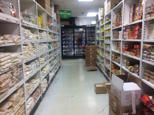 Indian Grocery Store «Patel Brothers», reviews and photos, 1850 S Hurstbourne Pkwy, Louisville, KY 40220, USA