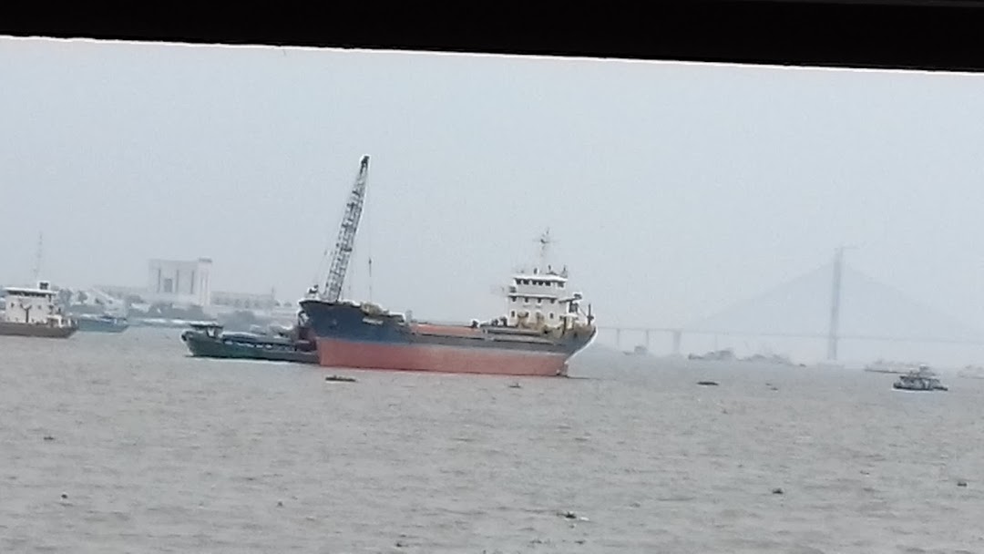 Cửa Hàng Tạp Hóa Tấn Lợi