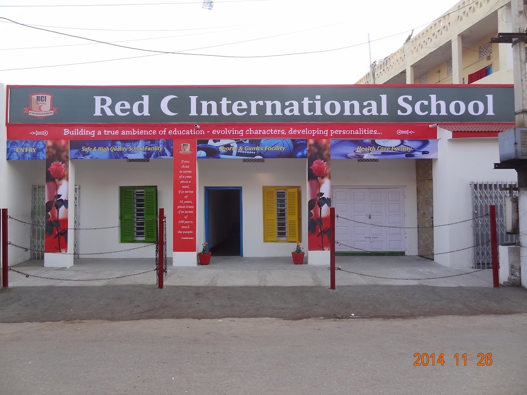 Red C International School