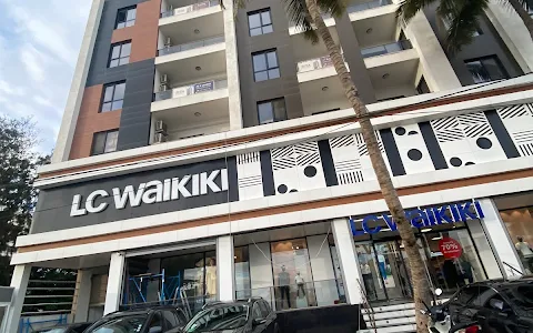 LC Waikiki image