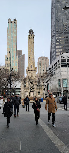 Department Store «Nordstrom Rack Chicago Avenue», reviews and photos, 101 E Chicago Ave, Chicago, IL 60611, USA